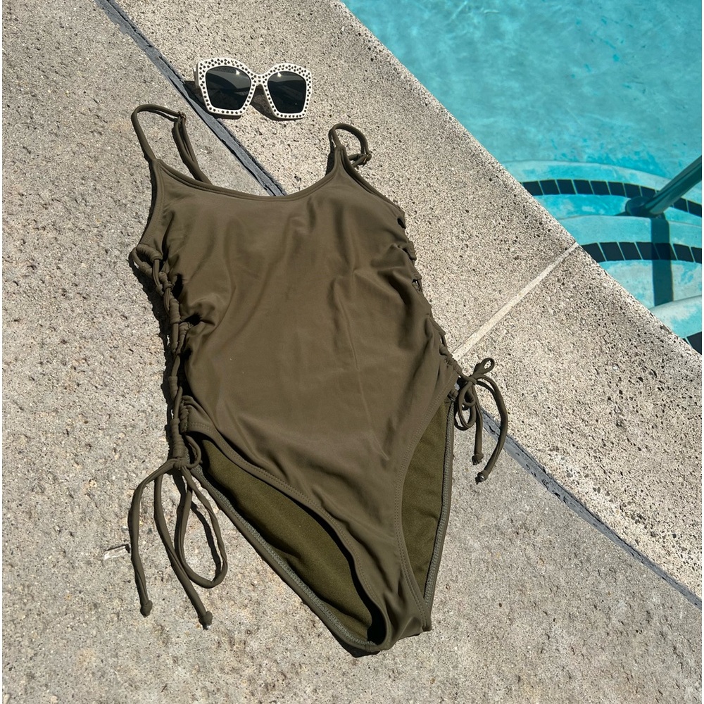 New Bathing suit 🩱 size Medium military green side lace up